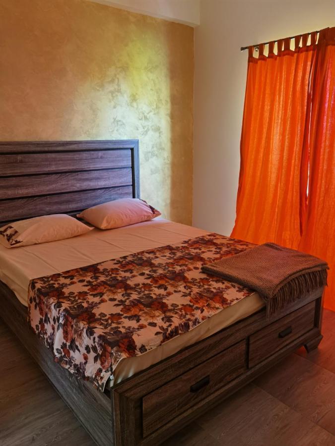 كونستانتا Milan Rooms المظهر الخارجي الصورة
