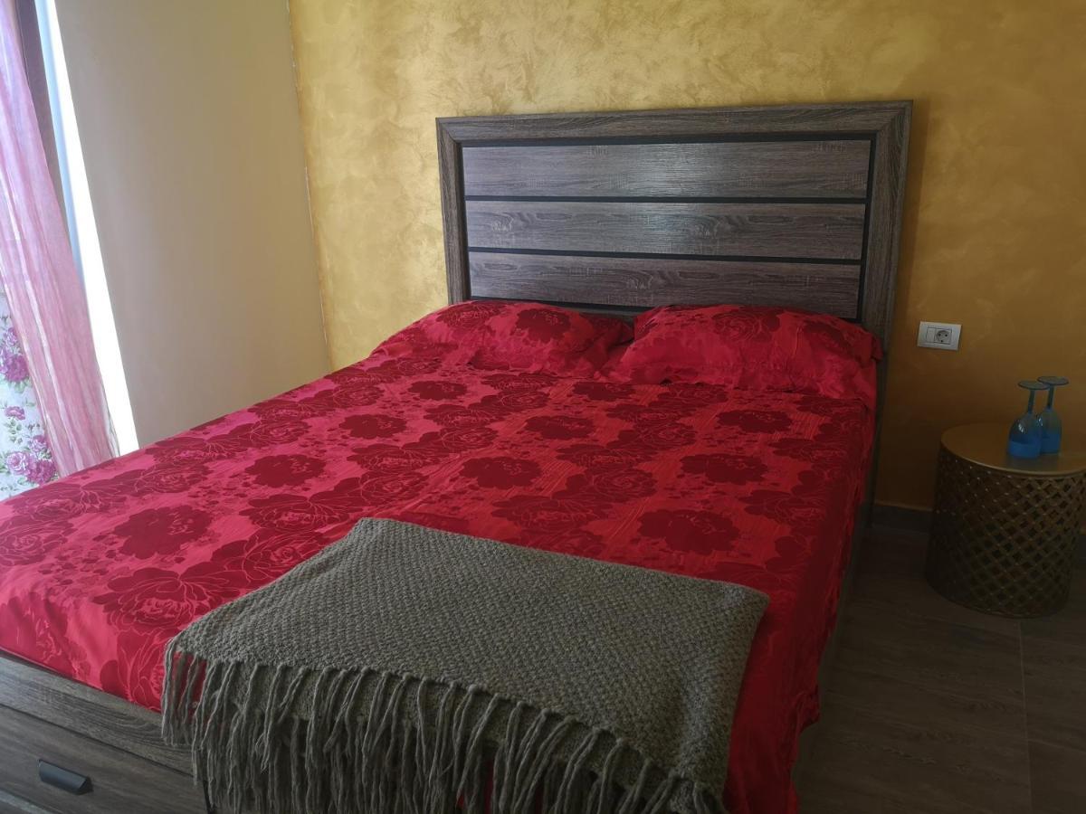 كونستانتا Milan Rooms المظهر الخارجي الصورة