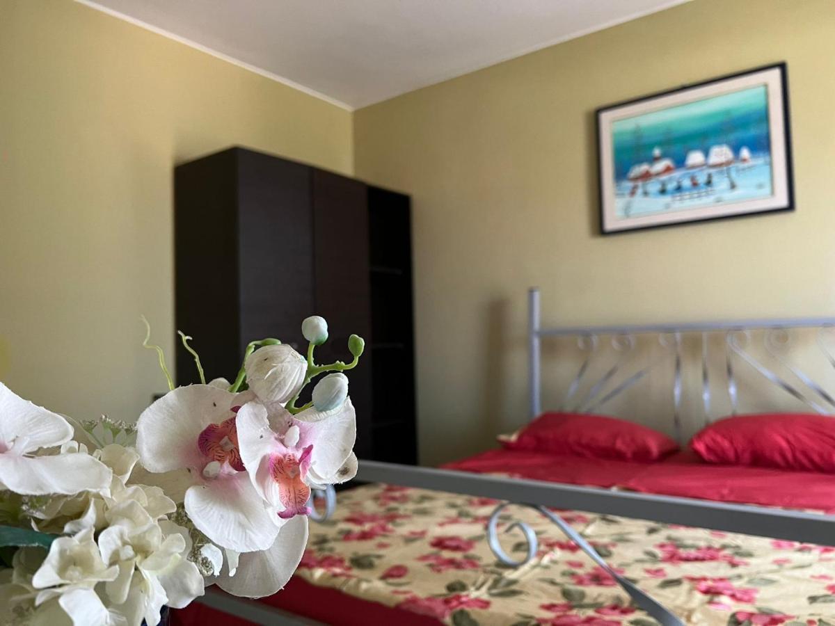 كونستانتا Milan Rooms المظهر الخارجي الصورة